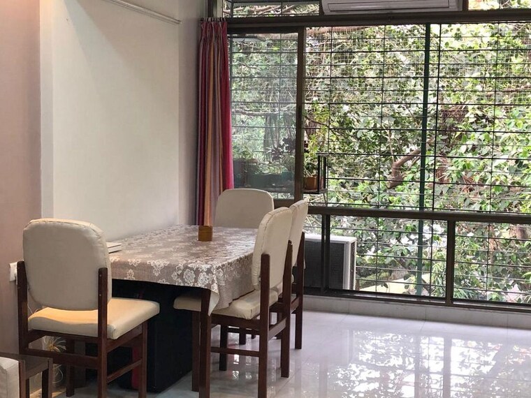 Living Room, bandra west 2 Bedroom 700 Sq.Ft. Apartment In Bandra West Mumbai 10638134