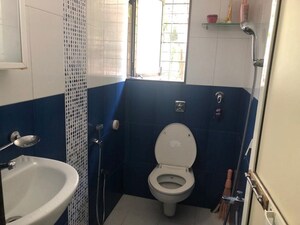Washroom in 2 BHK Apartment at Bandra West – for Rent