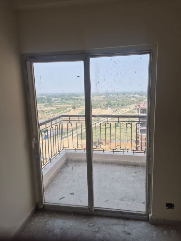 Room, km-residency 3 Bedroom 1521 Sq.Ft. Apartment In Raj Nagar Extension Ghaziabad 10638144