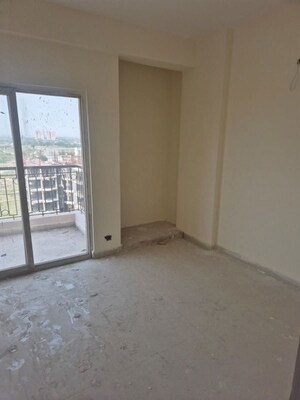 Room in 3 BHK Apartment at KM Residency, Raj Nagar Extension – for Sale