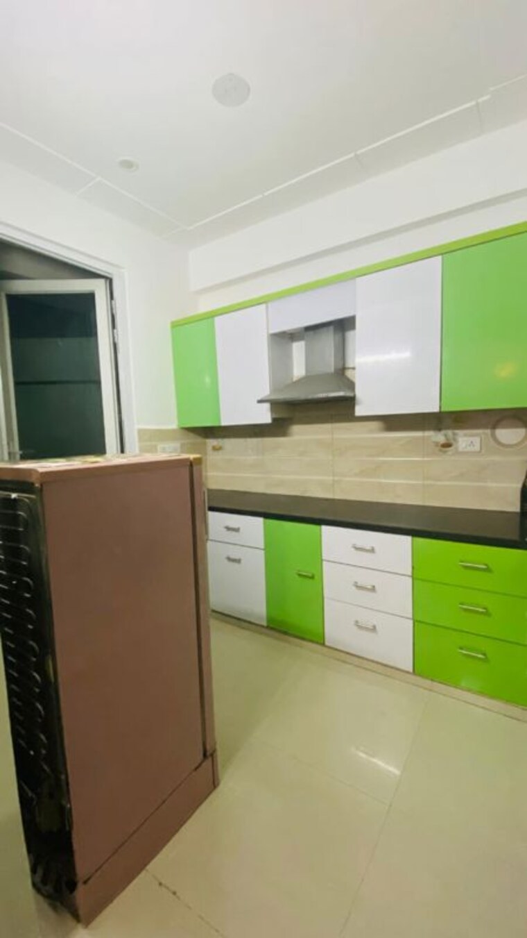 Kitchen, dlf phase iv 2 Bedroom 120 Sq.Yd. Builder Floor In Dlf Phase iv Gurgaon 10609766