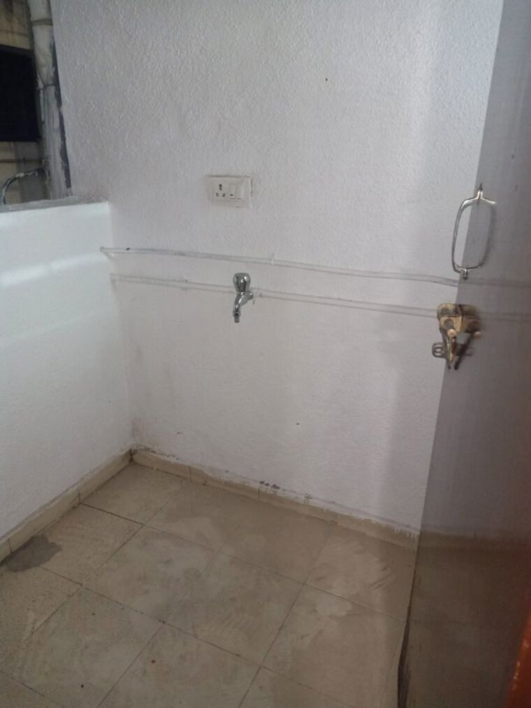 Bathroom, tirupati-campus 2 Bedroom 1000 Sq.Ft. Apartment In Tingre Nagar Pune 10638164