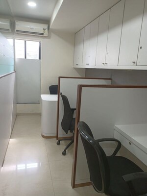  Office Space For Rent in Borivali West