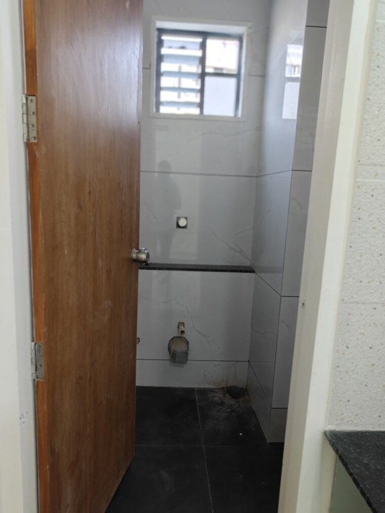 Bathroom, unity-sapphire 3 Bedroom 1116 Sq.Ft. Apartment In Sevasi Vadodara 10638217