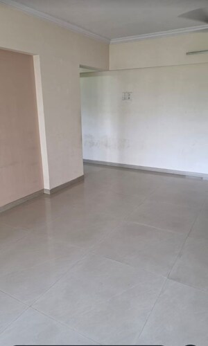 Room in 1 BHK Apartment at Acme Complex 2A, Goregaon West – for Sale