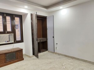 Bedroom in 3 BHK Apartment at Vasant Kunj – for Rent