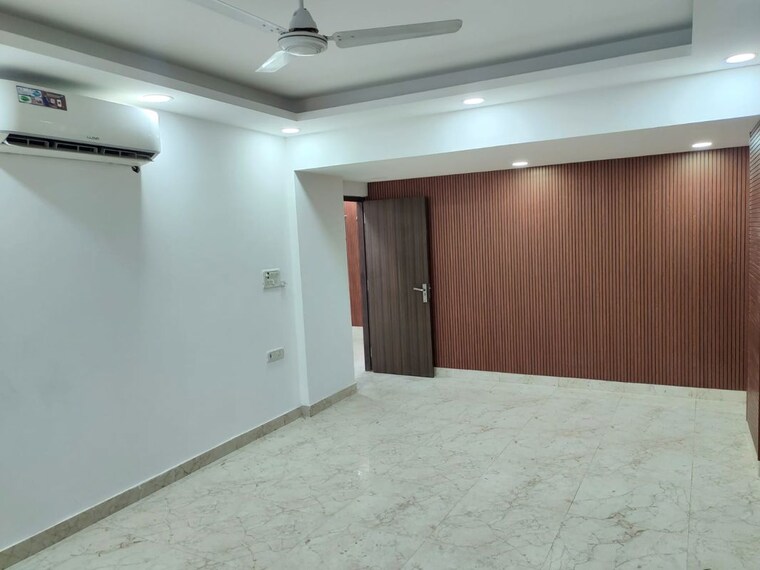 Bedroom, vasant kunj 3 Bedroom 1900 Sq.Ft. Apartment In Vasant Kunj Delhi 10638194