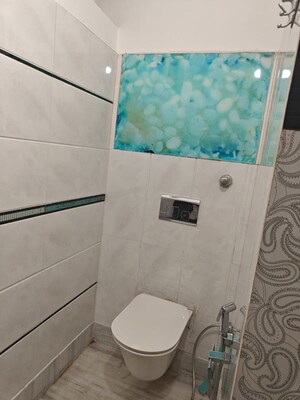 Bathroom in 3 BHK Builder Floor at Sector 9 Panchkula – for Rent