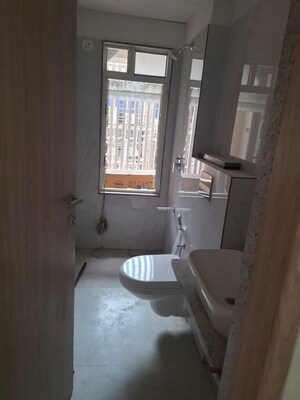 Bathroom in 2 BHK Apartment at Ghodawat Skystar, Goregaon West – for Sale