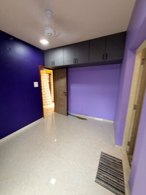 Room in 1 BHK Apartment at Adityaraj Breeze, Vikhroli East – for Rent