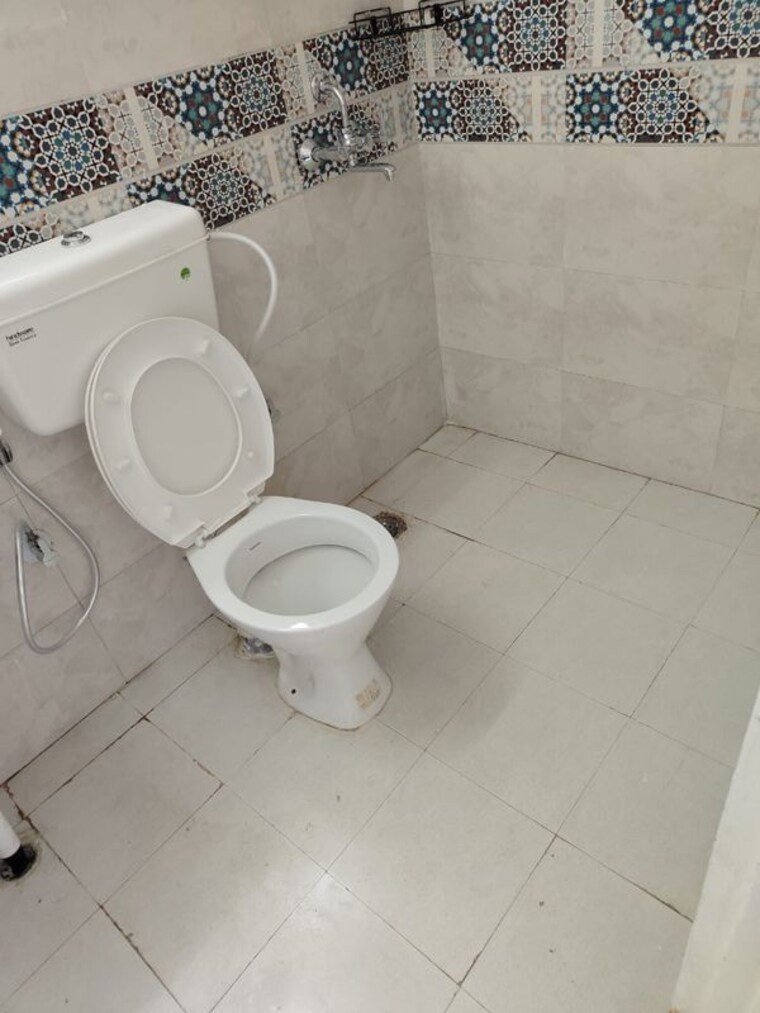 Bathroom, signature-global-prime 2 Bedroom 700 Sq.Ft. Apartment In Sector 63a Gurgaon 10638251