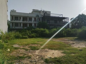  Plot For Sale in Chhatikara