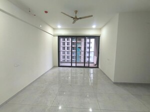 Room in 3 BHK Apartment at Mantra Meraki, Akurdi – for Rent