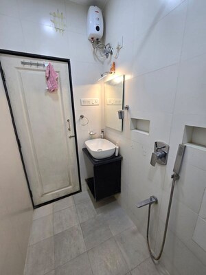 Bathroom in 1.5 BHK Apartment at Bandra West – for Rent
