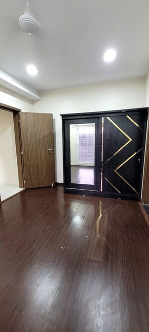 Room in 2 BHK Apartment at Mittal Sun Grandeur, Bavdhan – for Rent