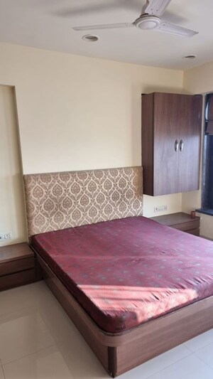 2 BHK Apartment For Rent in Raheja Ankur Apartment, Goregaon West