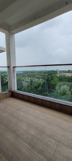 Balcony in 4 BHK Apartment at Shankar Nagar – for Rent