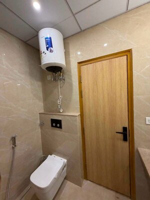 Furnished Amenities in 3 BHK Builder Floor at Pitampura – for Rent
