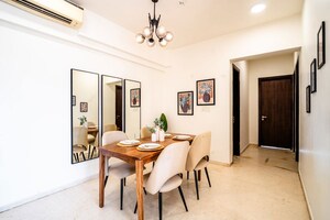 Room in 2.5 BHK Apartment at Runwal Elegante, Andheri West – for Sale