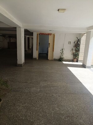 Room in 4 BHK Builder Floor at New Friends Colony – for Sale