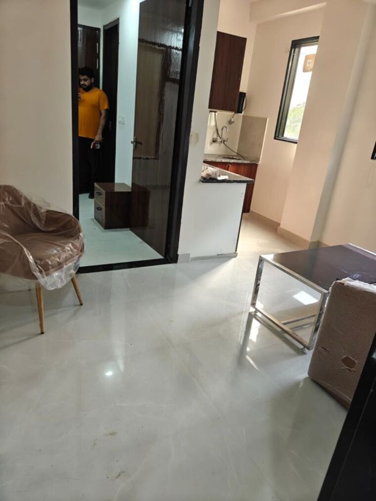 Team Area, maruti-vihar-saraswati-vihar 1 Bedroom 545 Sq.Ft. Apartment In Saraswati Vihar Gurgaon 10638398