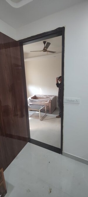 Furnished Amenities in 1 BHK Apartment at Maruti Vihar Saraswati Vihar, Saraswati Vihar – for Rent