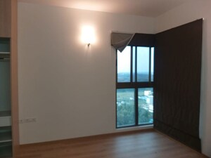 Room in 3 BHK Apartment at Brigade Exotica, Old Madras Road – for Rent