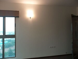 Room in 3 BHK Apartment at Brigade Exotica, Old Madras Road – for Rent