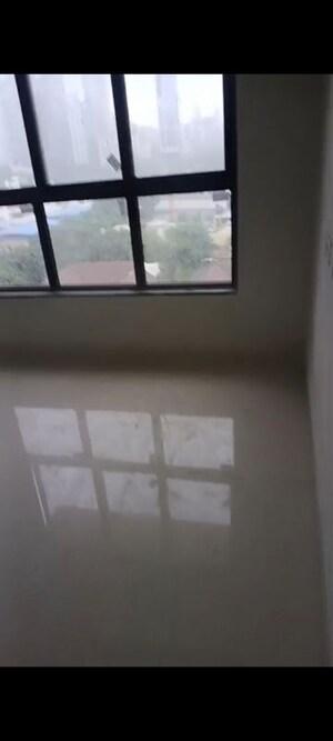 Furnished Amenities in 2 BHK Apartment at Dadar East – for Rent