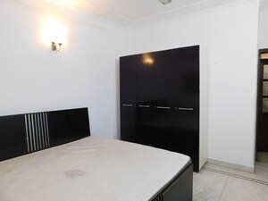 Room in 3 BHK Builder Floor at Kailash Colony – for Sale