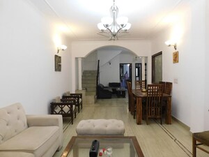 3 BHK Builder Floor For Sale in Kailash Colony