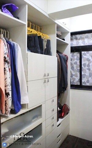 Kitchen in 3 BHK Apartment at Bhoomi Acres, Thane West – for Rent