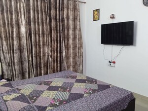 Bedroom in 3 BHK Builder Floor at Smart World Orchard, Sector 61 – for Rent