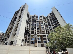 2 BHK Apartment For Sale in Mahim East