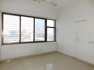 Room in 2 BHK Apartment at Mahim East – for Sale