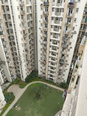 Balcony in 2 BHK Apartment at Shree Vardhman Mantra, Sector 67 – for Rent