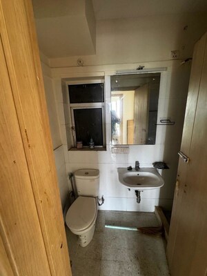 Bathroom in 3.5 BHK Apartment at DLF New Town Heights Town Houses, Sector 86 – for Rent