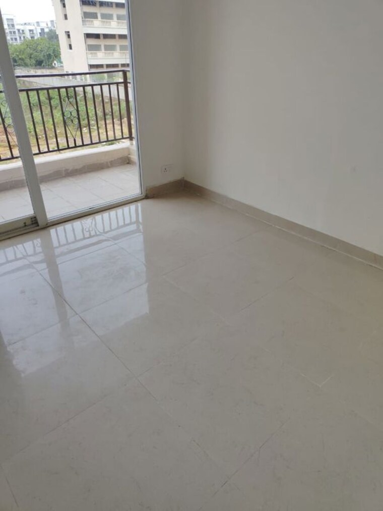 Room, smart-world-orchard 2.5 Bedroom 1200 Sq.Ft. Builder Floor In Sector 61 Gurgaon 10638479