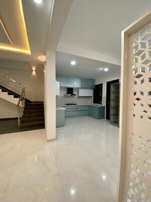 Room in 4 BHK Villa at Casa Grande Luxus, Kr Puram – for Sale