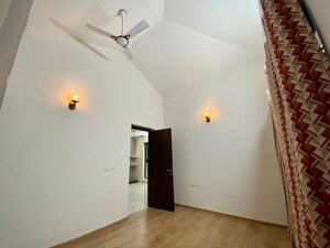 Room in 4 BHK Villa at Casa Grande Luxus, Kr Puram – for Sale