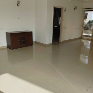 Hall in 3 BHK Builder Floor at SS The Palladians, Sector 47 – for Rent