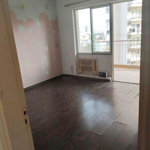 Room in 3 BHK Builder Floor at SS The Palladians, Sector 47 – for Rent