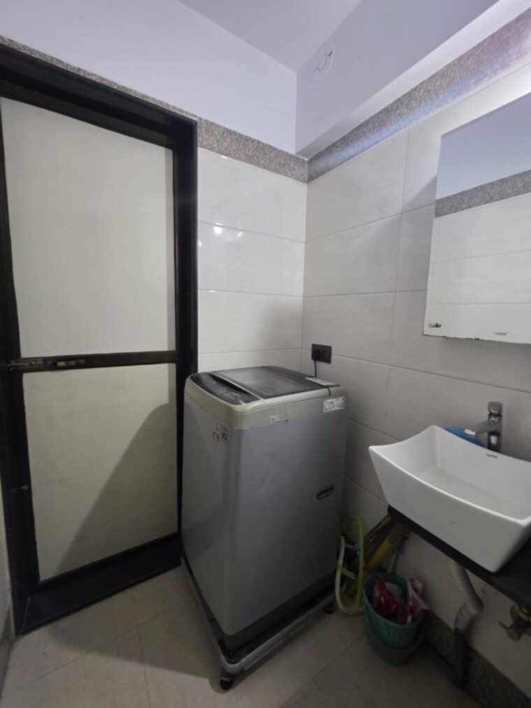 Team Area, kalpataru-tarangan-shravan 2 Bedroom 805 Sq.Ft. Apartment In Samata Nagar Thane 10638503