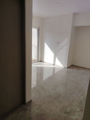 Room in 3 BHK Apartment at Neelkanth Lake View, Pokhran Road No Two – for Rent
