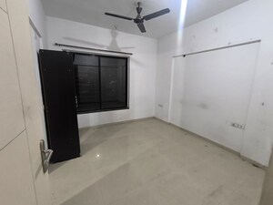 3 BHK Apartment For Rent in Kalpataru Estate Phase 2 Building 5 And 6 Society, Pimple Gurav