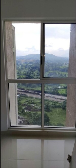 Room in 1.5 BHK Apartment at Lodha Upper Thane, Anjur – for Sale
