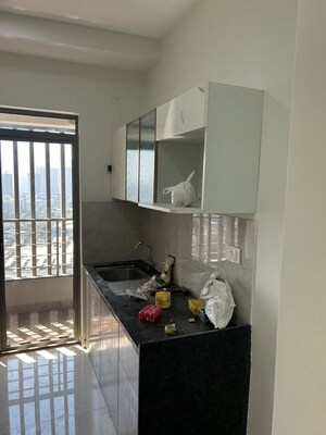 Kitchen in 2 BHK Apartment at Kalpataru Paramount, Kapur Bawdi – for Rent