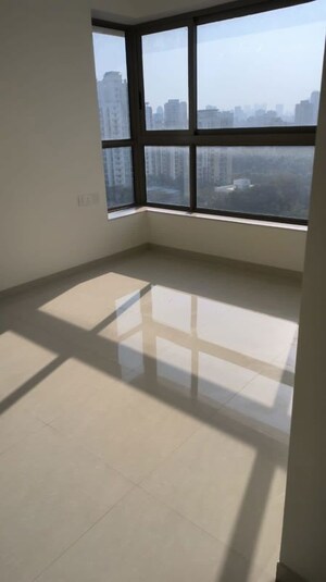 Kitchen in 2 BHK Apartment at Kalpataru Paramount, Kapur Bawdi – for Rent