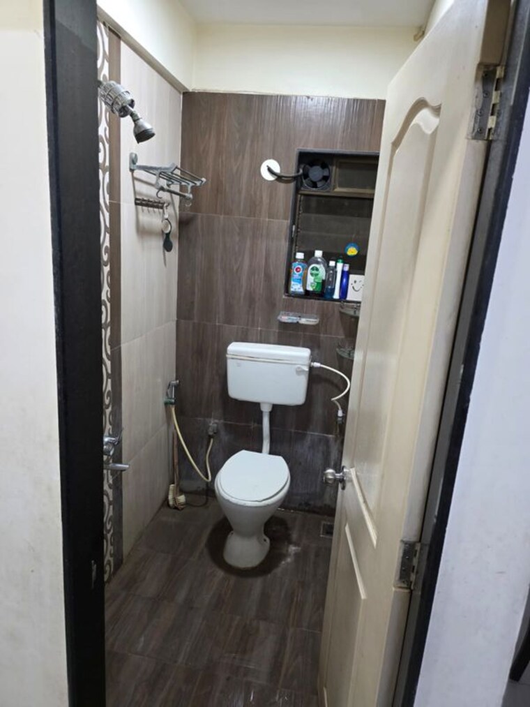 Bathroom, arihant-anshula 2 Bedroom 1100 Sq.Ft. Apartment In Taloja Navi Mumbai 10638495