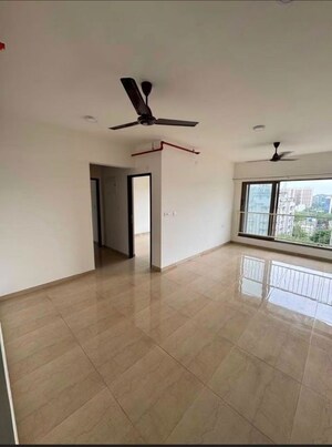 Room in 2 BHK Apartment at Mahindra Alcove, Chandivali – for Rent